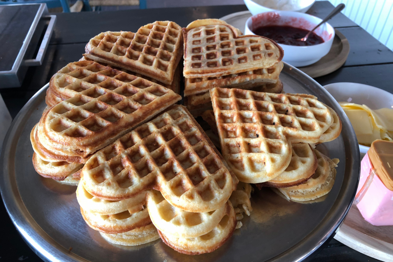 Bakin kolač bez jaja i mleka: I bez tih sastojaka biće mekani kao oblak, OBAVEZNO PROBAJTE