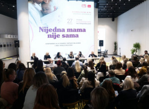 "NIJEDNA MAMA NIJE SAMA": Država kao oslonac majkama i deci posle razvoda