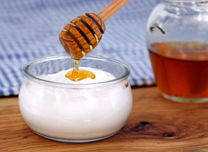Prirodna kombinacija koja jača organizam: Zašto je JOGURT SA MEDOM pun pogodak