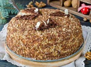 Raskošni zalogaji: Posna KESTEN torta koja osvaja aromom, a tako se lako pravi