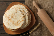 Bez rerne i mnogo muke: Recept za DOMAĆE TORTILJE od svega 3 sastojka, koje uspevaju svima!