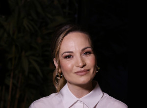 Mislim da je svaka žena koja se neguje pre svega duhovno, a onda i fizički - lepa žena