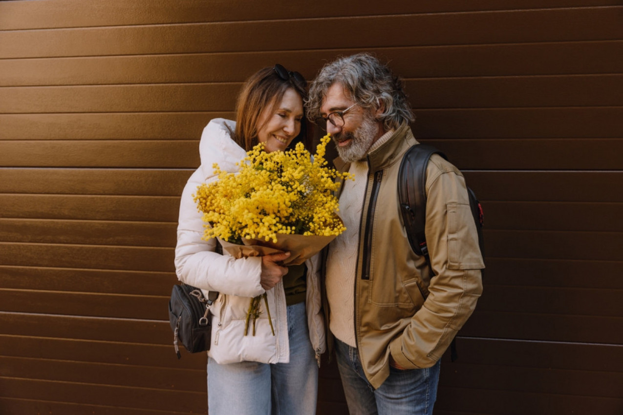 Jeste li partnerkama i majkama kupili danas MIMOZE? Postoji razlog zašto se baš one poklanjaju za 8. MART!