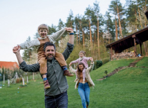 Objavljena nova svetska lista: Ovo su najbolji gradovi za podizanje dece - prvo mesto mnoge je iznenadilo