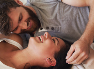 Tri jednostavna pravila za bolji intimni život: Rasplamsajte strasti u spavaćoj sobi