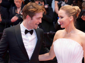 Padaju na zabranjeno voće: 4 horoskopska znaka koja najviše PRIVLAČE ZAUZETI partneri