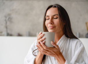 Tajna ravnog stomaka krije se u šolji: Otkrivamo vam RECEPT ZA ČAJ koji ubrzava mršavljenje i to dok vi spavate!