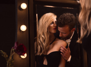 Isprobala sam odnos sa mužem ispred ogledala: Ono što se desilo potpuno je promenilo naš brak!