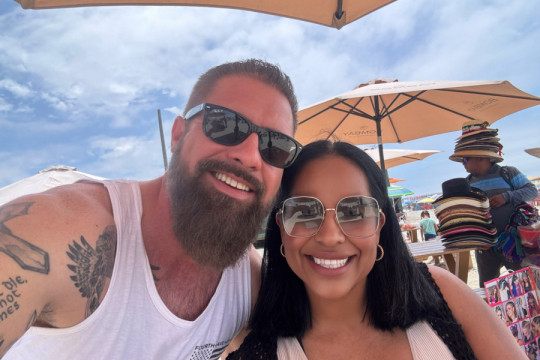 Poslala je PORUKU bivšem mužu 12 godina posle razvoda: Dva meseca čekala je odgovor koji je promenio sve (FOTO)