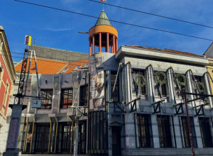 DAN I NOĆ U POZORIŠTU:  Iza kulisa ATELJEA 212