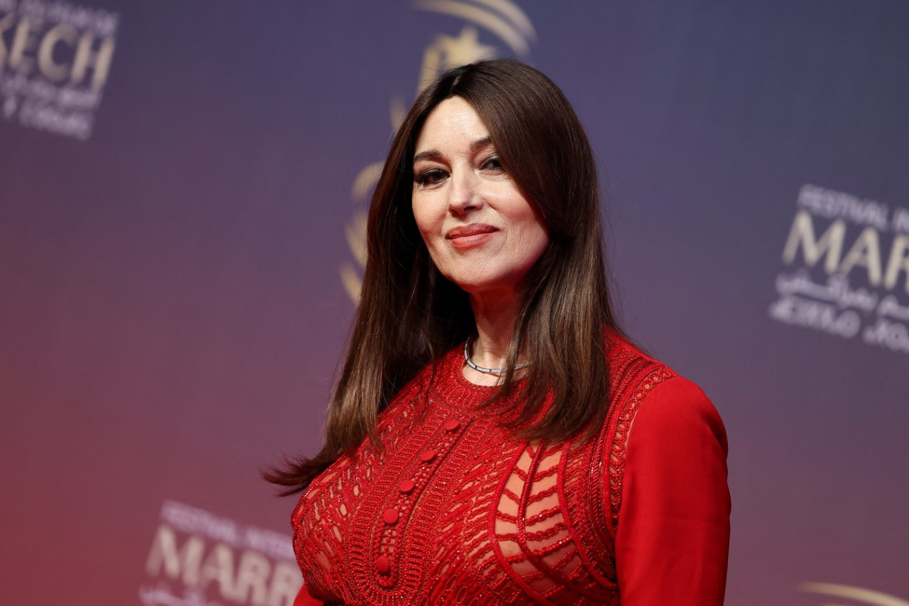 MLAĐA ĆERKA MONIKE BELUČI prvi put u žiži javnosti: Tek puni 16 godina, a već je zablistala na naslovnici Voga