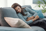 Osećate grčeve danima pre menstruacije? Evo zašto se to dešava i kada treba da se zabrinete