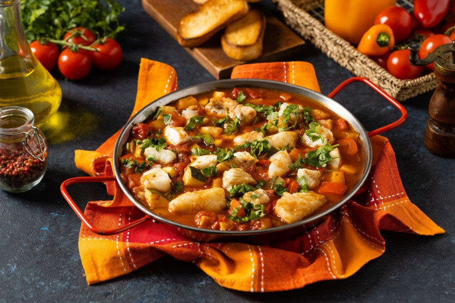 Apatinski RIBLJI PAPRIKAŠ: Recept koji čuva tradiciju, a u kom ćete uživati