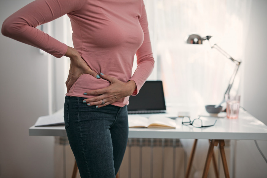 GREŠKA koju svi pravimo svakog dana: Zbog nje vas bole KUKOVI, a rešenje traje samo 15 minuta