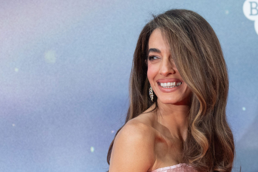 AMAL KLUNI je godinama verna istom DORUČKU: Ovaj obrok čuva lepotu, zateže kožu i održava njenu savršenu liniju