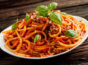 Nećete verovati koliko je ukusan: Recept za POSNI BOLONJEZE koji nadmašuje verziju s mesom! Probajte!