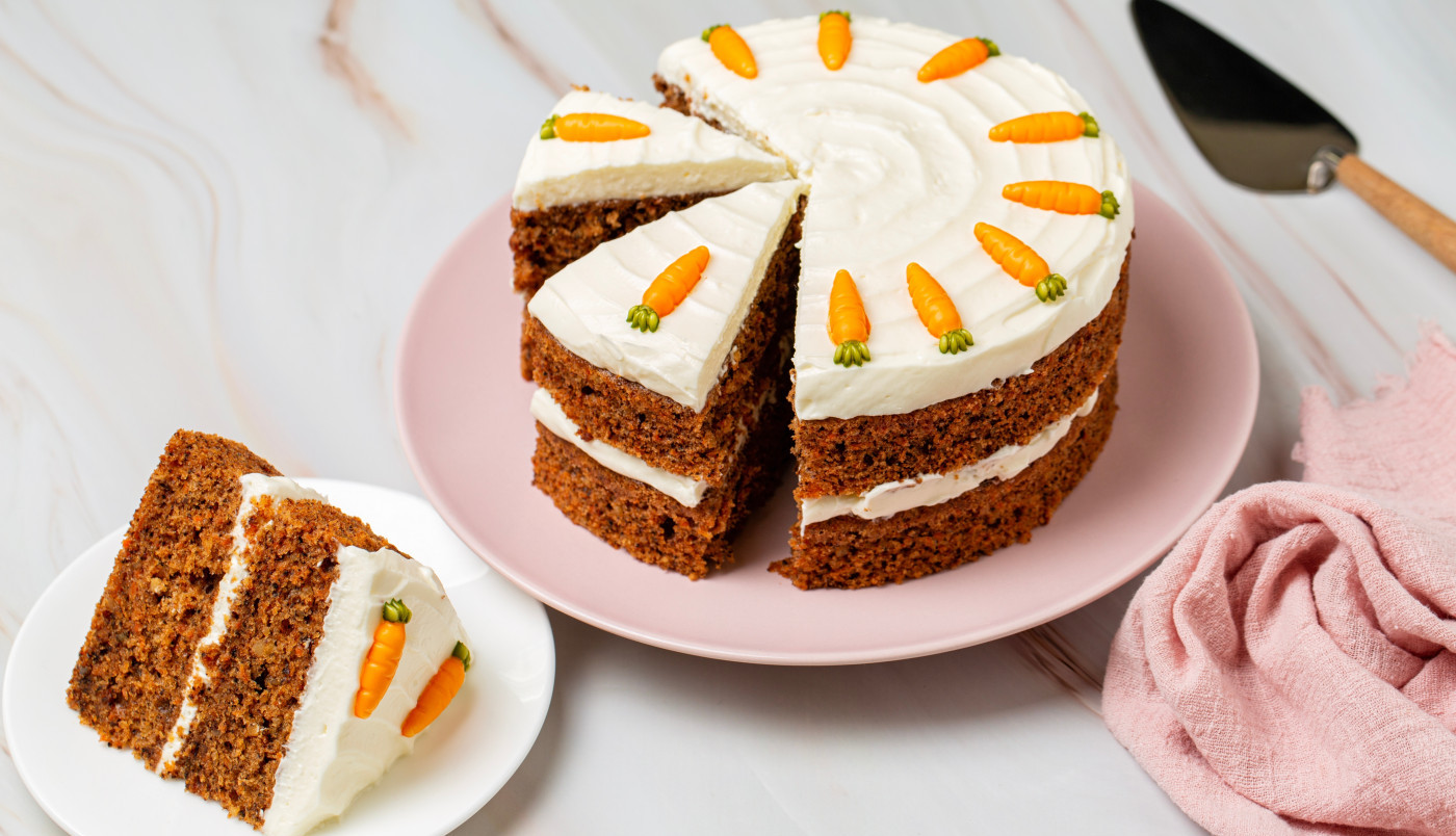 Sočan, aromatičan i jednostavan za pripremu: Recept za KOLAČ OD ŠARGAREPE koji osvaja na prvi zalogaj