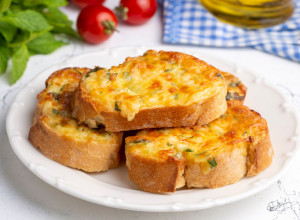 Zaboravite tiganj i neprijatne mirise: Recept za najukusnije PRŽENICE iz rerne kojima niko ne može da odoli