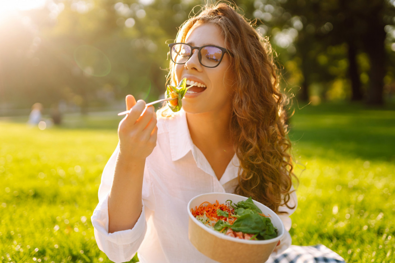 Kako priroda može da vas natera da jedete zdravije - ova jednostavna, a DOBRA NAVIKA stvarno funkcioniše!
