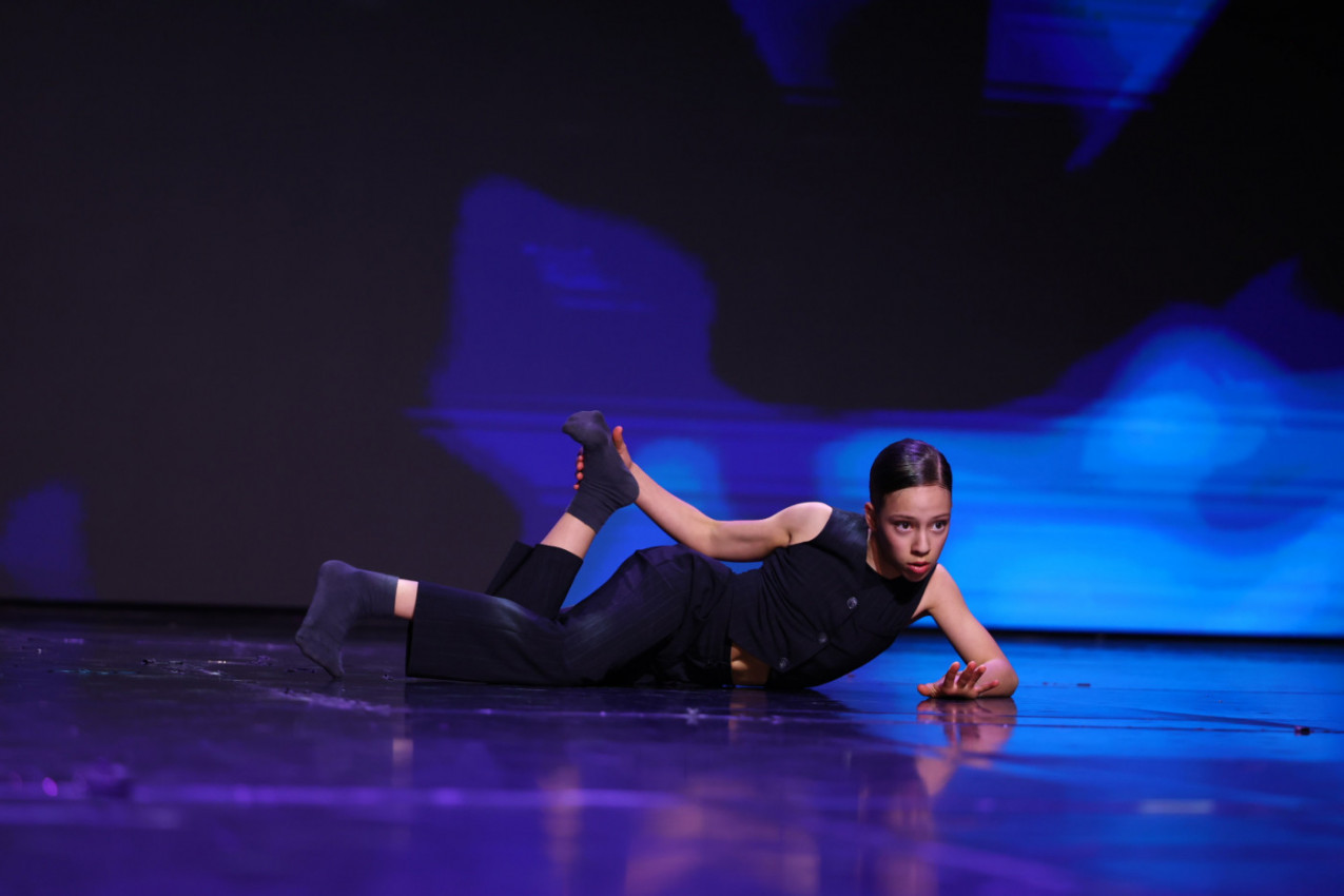 BRODVEJ, STIŽEM: Mila Popović (11), svetska prvakinja u savremenom plesu