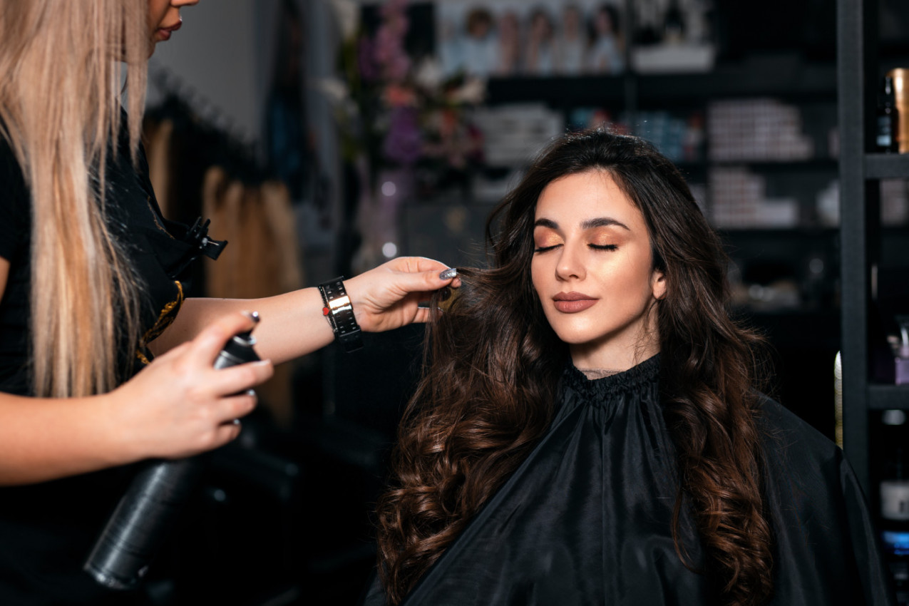 Tajna koju frizeri KRIJU: OVO su frizure koje tanku kosu pretvaraju u RASKOŠ