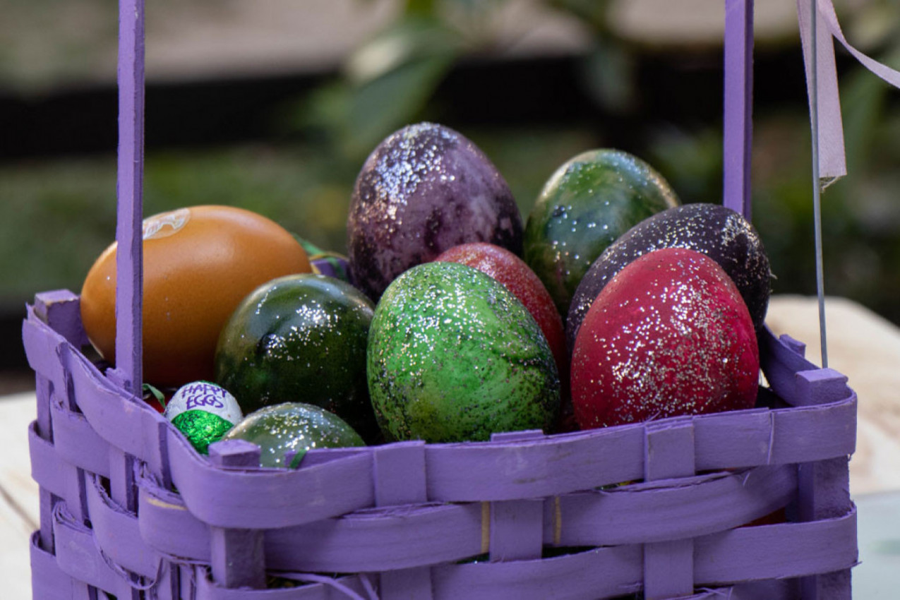 JAJA SA TAČKICAMA izgledaju kao mala umetnička dela: Sve što vam treba je jedan sastojak koji već imate u kući! (VIDEO)