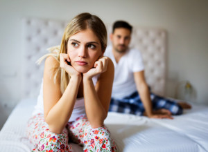 Kada bliskost nestane: Ovo su znaci da partner izbegava intimnost -evo kako to da promenite