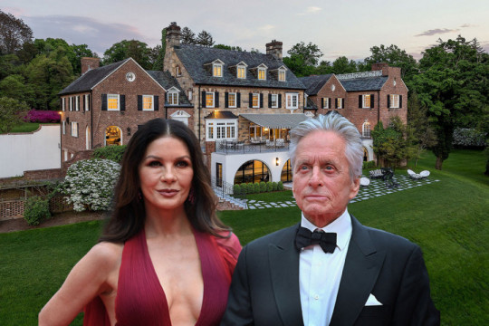 Zavirite u LUKSUZNI DOM najpoznatijeg holivuskog para: Vila od 12 miliona dolara na prodaju već dve godine - još uvek bez kupca! (GALERIJA)