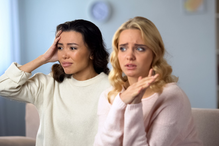 Osećate se iscrpljeno posle razgovora s nekim? Evo kako da prepoznate i pobedite "energetske vampire"