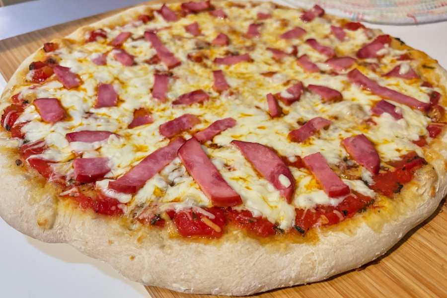 Zaboravite mešenje testa: Sa receptom za "lenju picu" ukusna večera na stolu je za samo 20 minuta