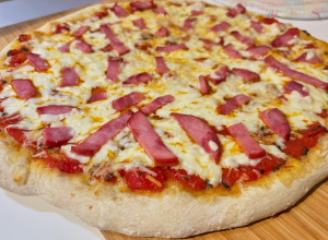 Zaboravite mešenje testa: Sa receptom za "lenju picu" ukusna večera na stolu je za samo 20 minuta