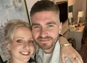 Kupili su staru kuću, pa tokom renoviranja pronašli TAJNI PODRUM: Bio je dobro skriven, a stepenice iza dasaka dovele su ih do šokantnog otkrića! (VIDEO)