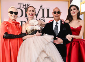 "ĐAVO NOSI PRADU 2" premijerno u Njujorku: Slavne glumice kao da su ostale i dalje u ulogama - čija kreacija vam se najviše dopada? (ANKETA)