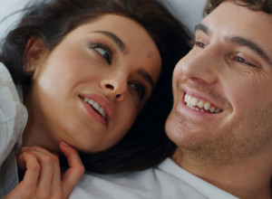 Nije samo zbog partnera: Zašto žene GLUME vrhunac i kako to promeniti zauvek