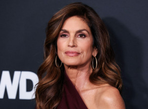 Lice koje imaš sa 25 godina dar je od boga, a lice koje imaš posle pedesete lice je koje si sama zaslužila