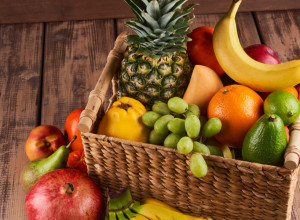 Pomaže u mršavljenju i bez stroge dijete: Ovo voće žene slabo jedu, a nalazi se nadohvat ruke