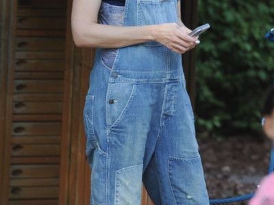 Gven Stefani izgleda sjajno i bez mnogo truda, a kombinezon joj je istakao obline