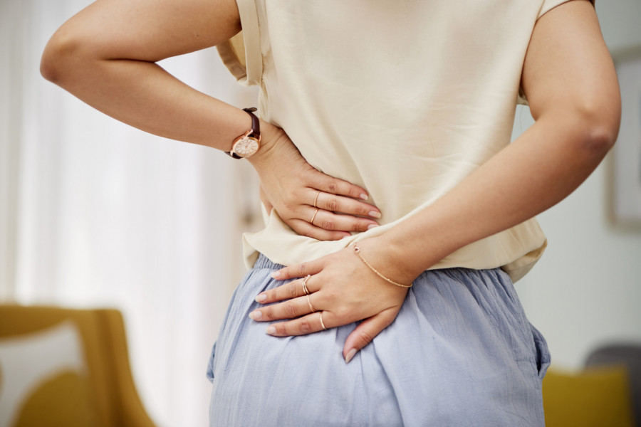 OSTEOPOROZA se često sazna tek nakon preloma: Lekari otkrivaju koje navike čuvaju KOSTI posle 50. godine
