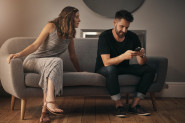 Ovih 7 znakova mogu da ukazuju da vas partner vara