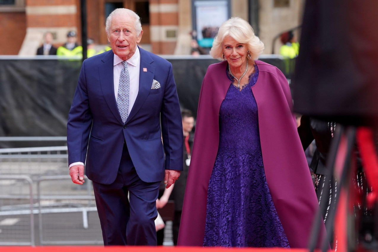 Glamur britanskog dvora: Kraljica Kamila i kralj Čarls blistali na važnom jubileju (FOTO)