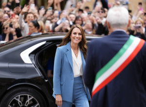 Italija na nogama zbog Kejt Midlton: Princeza u skupocenom i sofisticiranom izdanju poslala SNAŽNU poruku