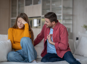 Ove REČENICE polako ubijaju vezu: Ako ih izgovarate, vaša ljubav je u ozbiljnoj krizi (upozorenje terapeuta)