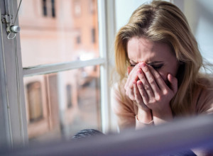 NE ZADRŽAVAJTE SUZE: Evo šta se zaista dešava s vašim telom kada plačete – nauka ima odgovor