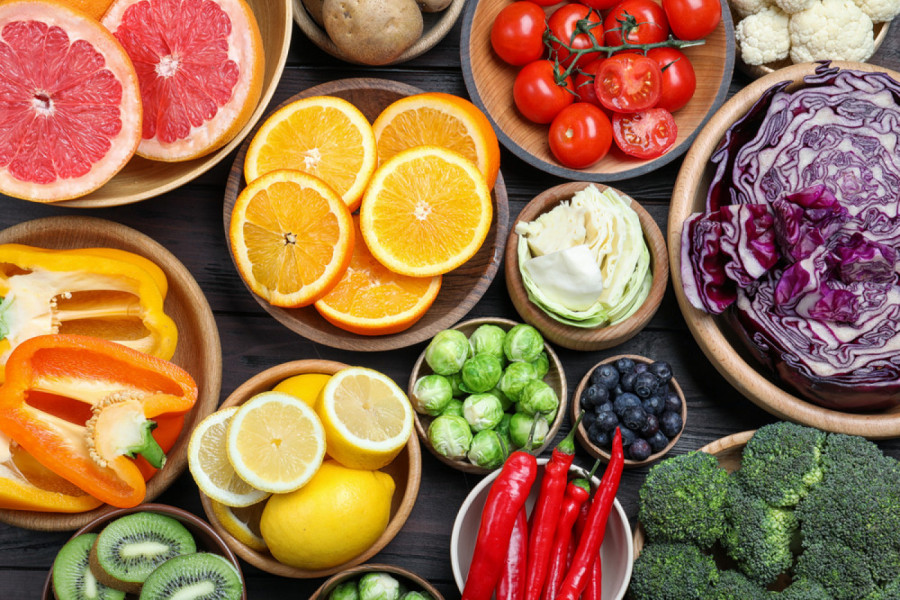 VITAMIN C nije važan samo za imunitet: Novo istraživanje ga povezuje i sa ZDRAVLJEM MOZGA!