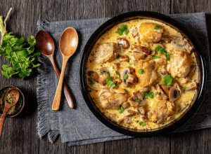 Ovaj recept za PILETINU svi traže: TAJNA je u kremastom SOSU od šampinjona kojem niko ne može da odoli