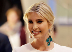 IVANKA TRAMP UKRALA ŠOU U HEMPTONSU: Haljina koja prati svaki obris tela postala glavna tema najluksuznije žurke leta (FOTO)