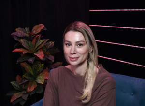 EMOTIVNO SA DRINOM: Katarina Gromilić prvi put bez zadrške o majčinstvu, turbulentnoj ljubavi s baletanom i kraju jedne velike karijere (VIDEO)