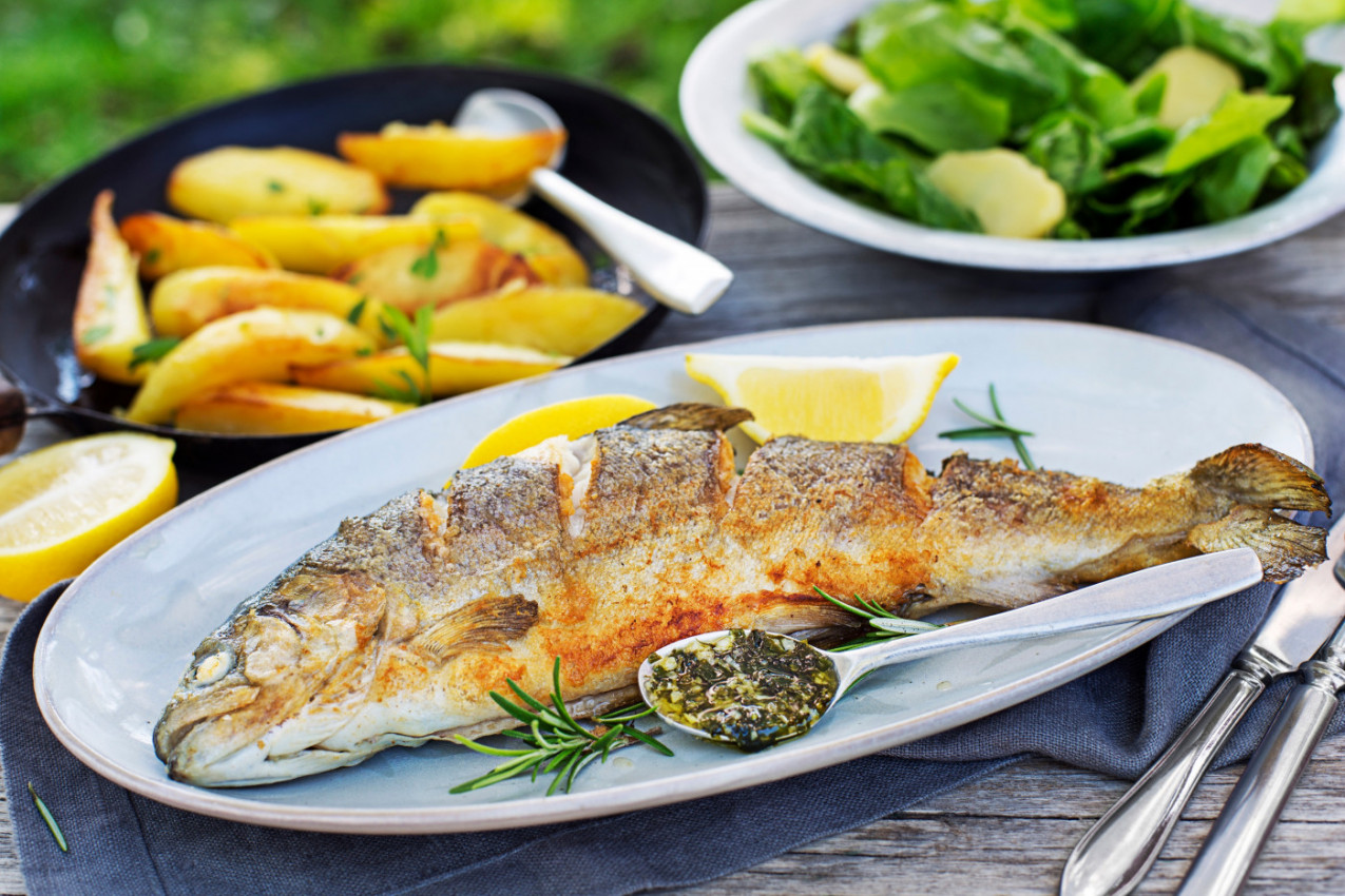 Ove 3 ribe nutricionisti NAJVIŠE preporučuju: Čuvaju srce, mozak i krvne sudove, a treba ih jesti dva puta nedeljno