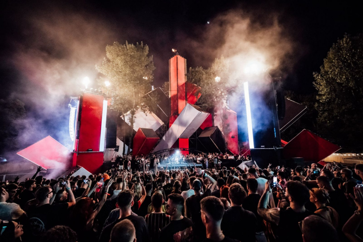 Tuborg Lovefest noćas otvorio novo poglavlje: Svetska DJ scena i večeras u Vrnjačkoj Banji
