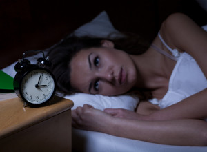 Zašto se posle 40. budite baš oko 3 ujutru? Ovaj problem može imati veze sa perimenopauzom - evo šta da radite